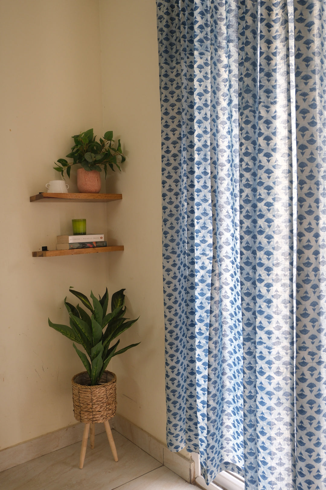 Indigo Ditsy floral curtains - Sheer Curtains - Off white and dark blue