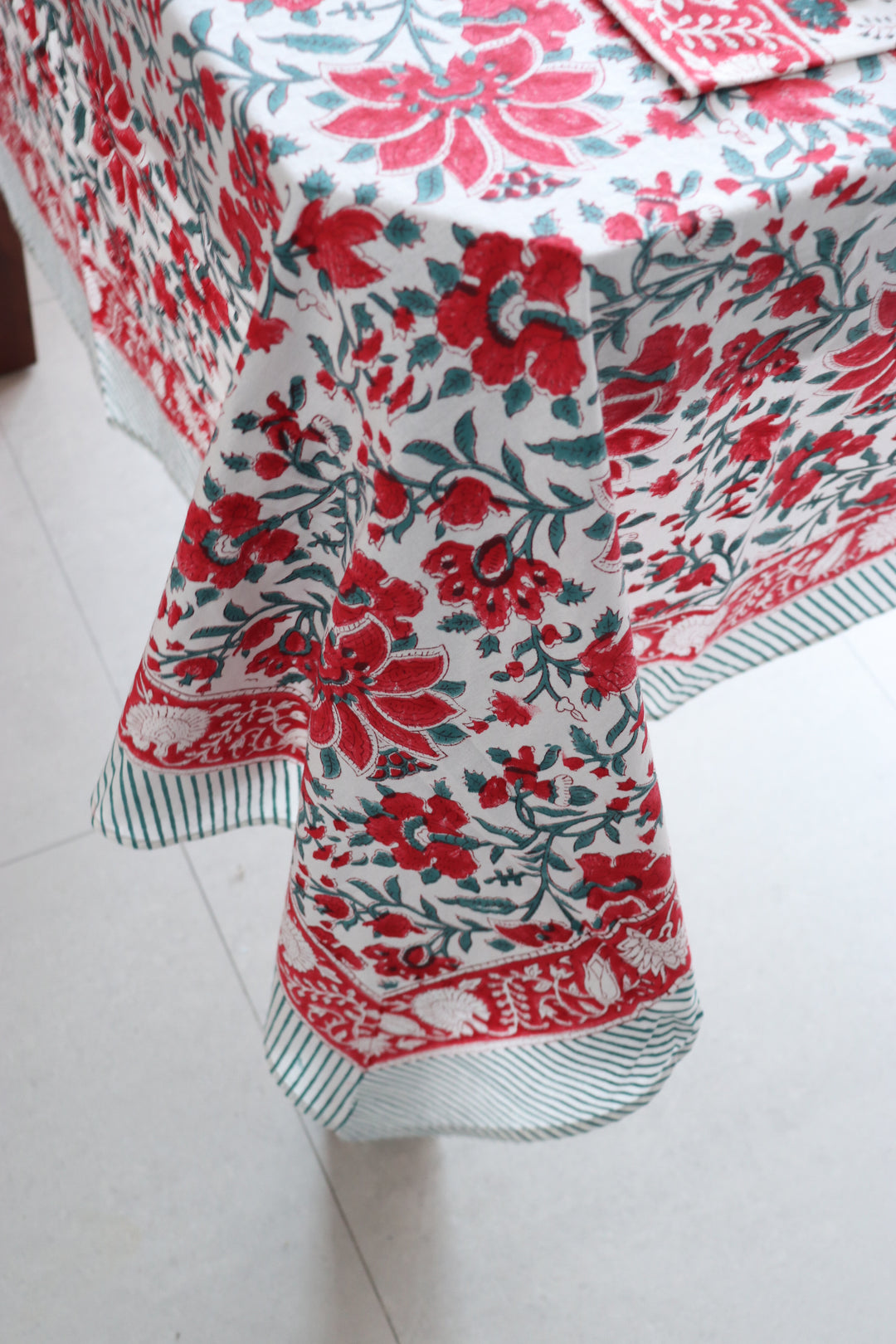 Crimson Dawn floral tablecloth - 6 seater block print table cloth - 60x90 inches