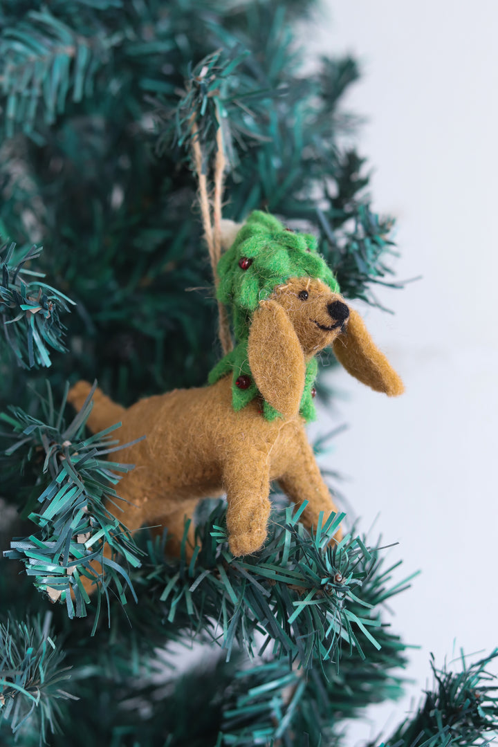 Felt Christmas Tree Ornaments - Handcrafted Christmas tree Decorations - Coco the Spaniel
