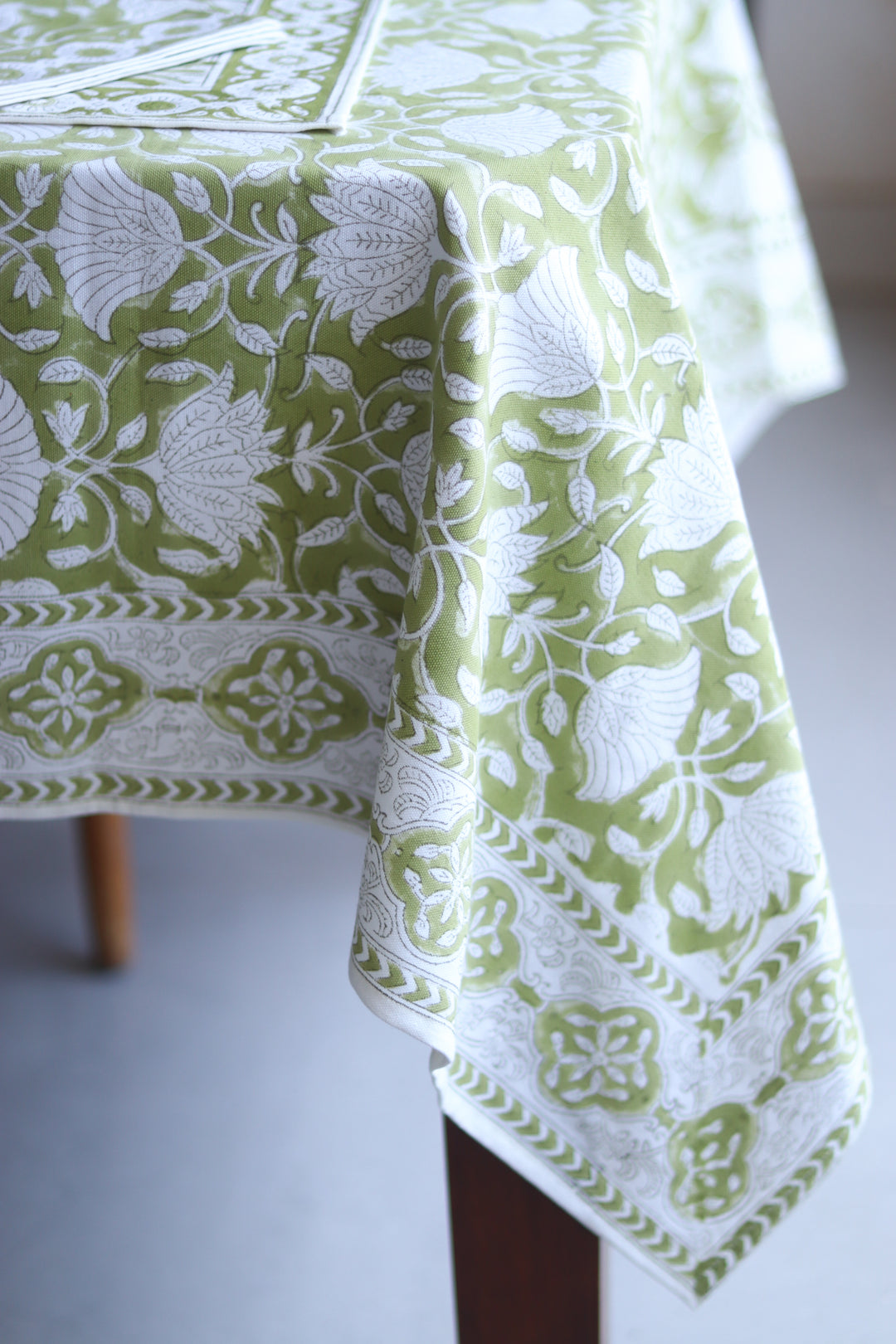 Citrus Gove tablecloth - 6 seater block print table cover - 60x90 inches - Green