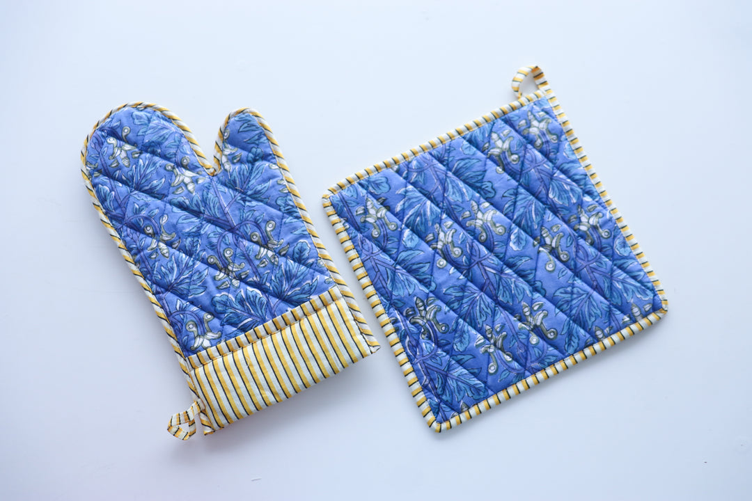 Oven glove and Potholder set - Set of 2 - Blue floral