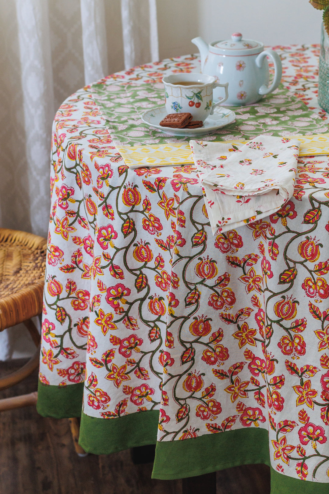 Festive Pomegranate Round tablecloth - 6 seater round block print table cloth -  74 inches