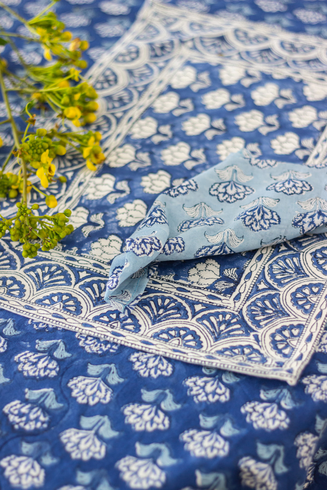 Starlit Sky Block print napkins - Light weight dinner napkins - set of 6 napkins