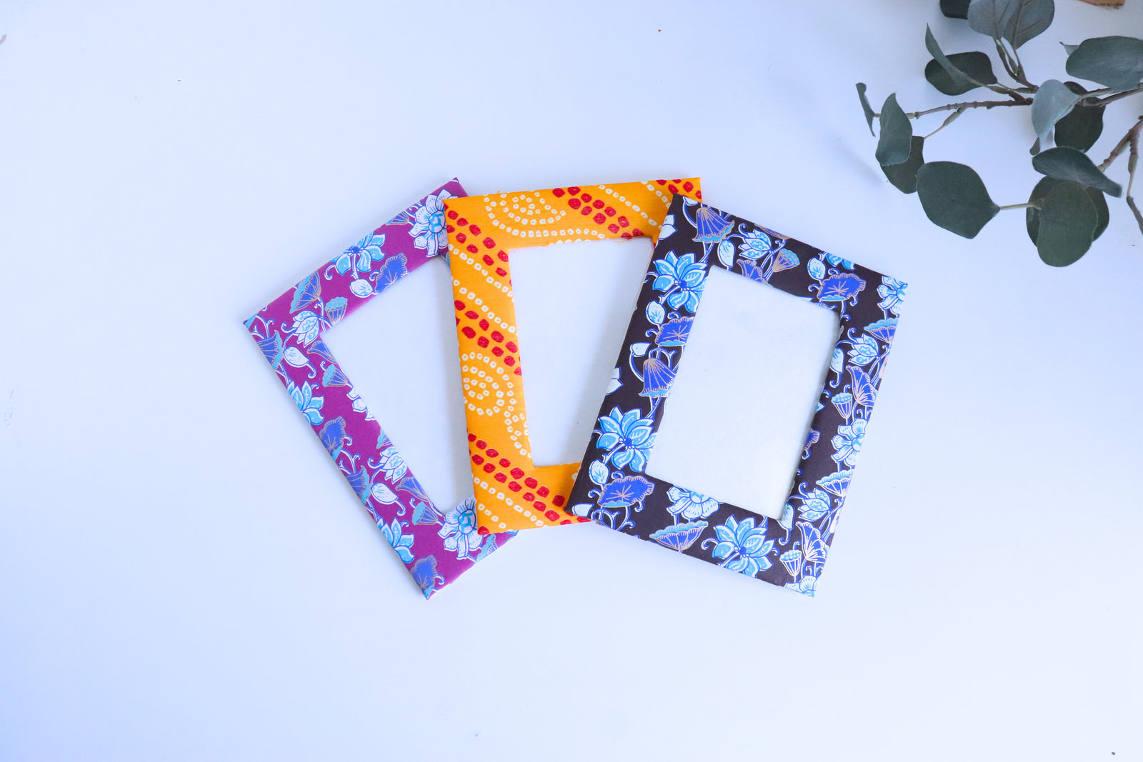 Close-up of block print motif detail on a recycled paper photo frame from Kari by Kriti's bulk gifting collection