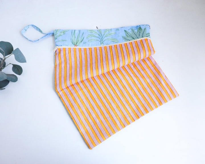 All-in-One Wet &amp; Dry Bag for Kids - Waterproof Swim bags - Jungle Safari Light Blue
