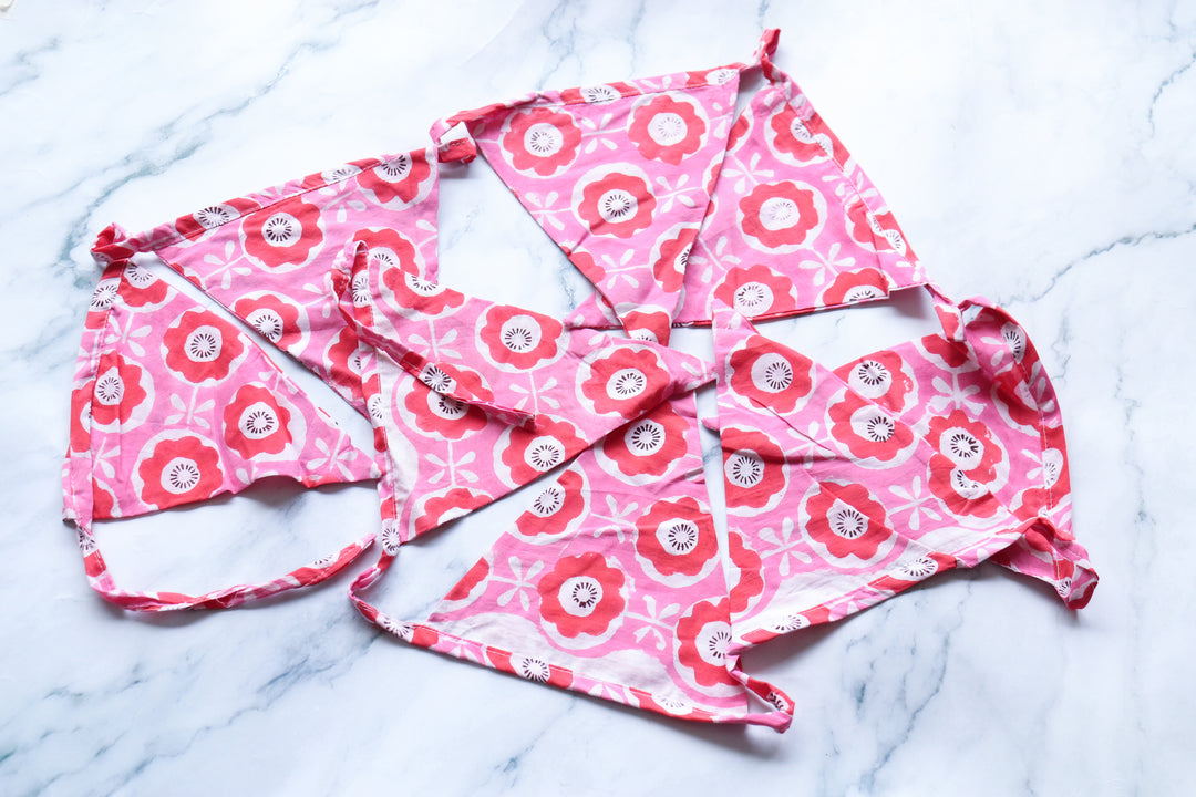 Block print Fabric bunting - Garden decor - Toran - 100 inches - Rishika