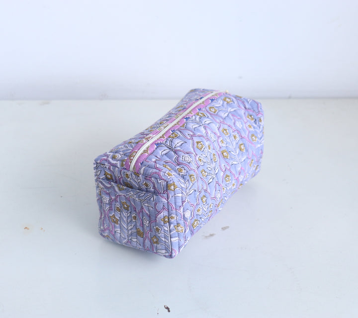 Medium Cosmetic bag - Travel Make up bag - Light Purple