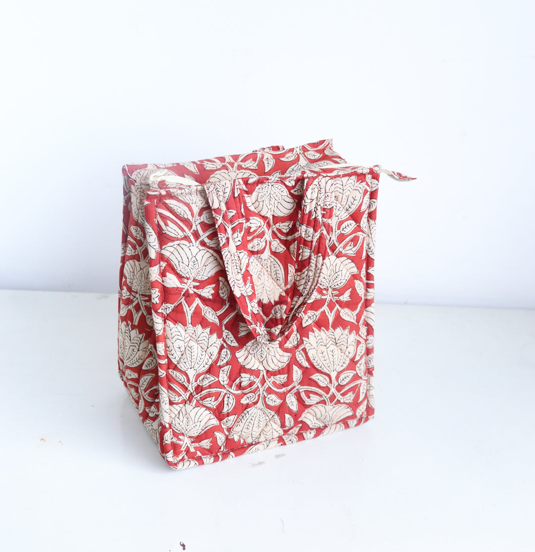 Lunch Tote bags - Block print quilted lunch bags - Red Floral