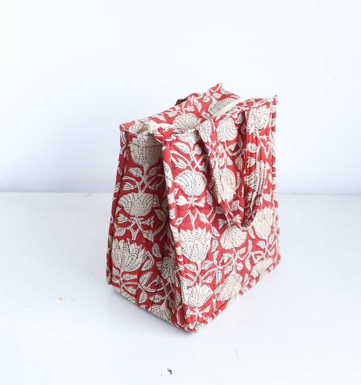 Lunch Tote bags - Block print quilted lunch bags - Red Floral