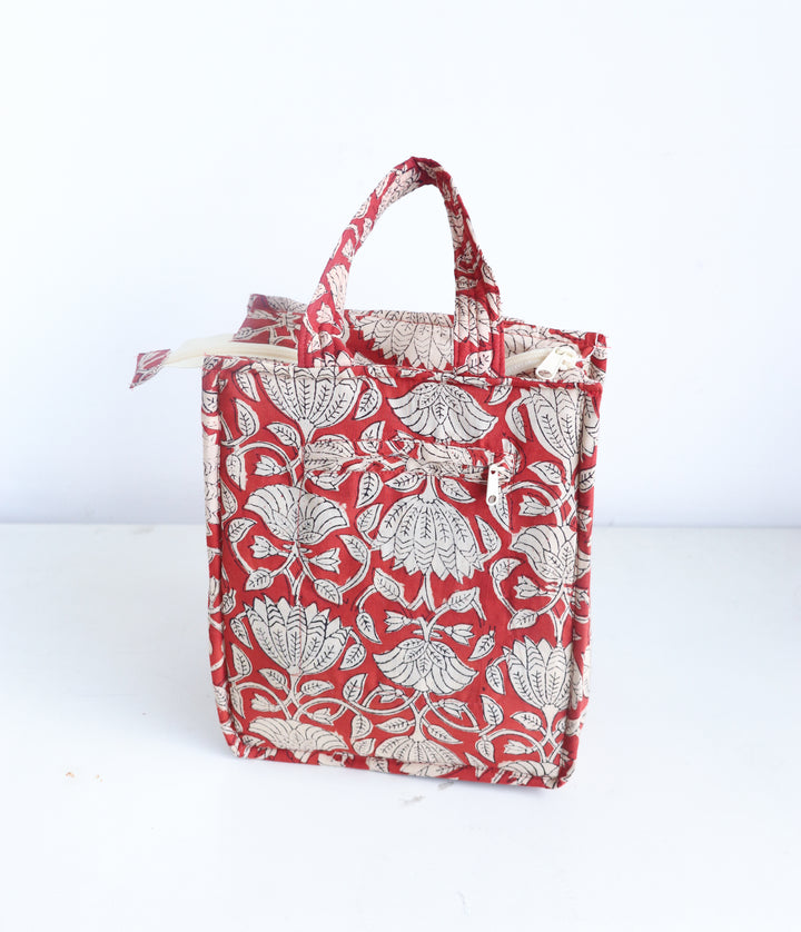 Lunch Tote bags - Block print quilted lunch bags - Red Floral