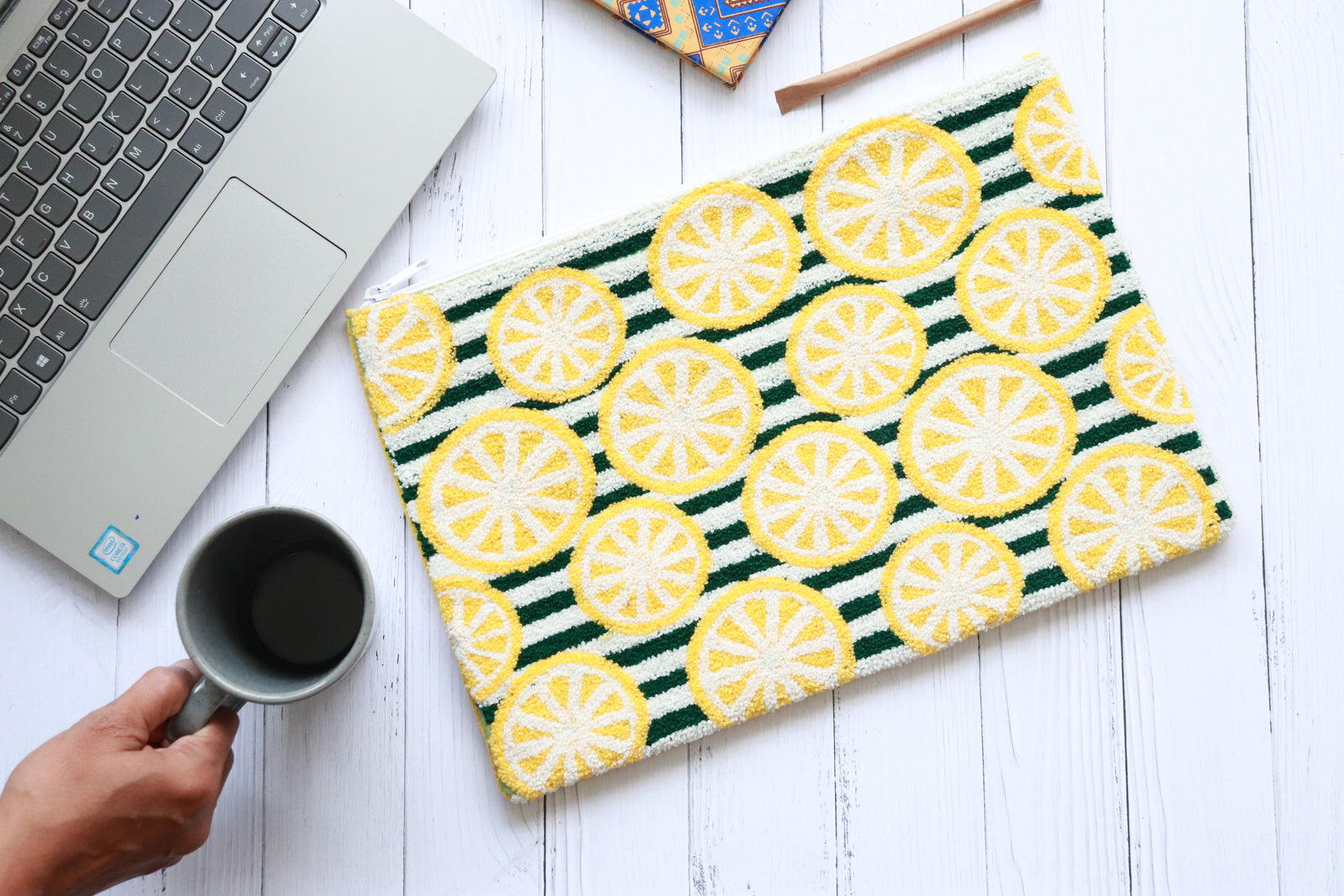 Embroidered Laptop sleeves - Laptop cover - Lemons and stripes - 13 inch - Laptop Sleeve by Kari by Kriti