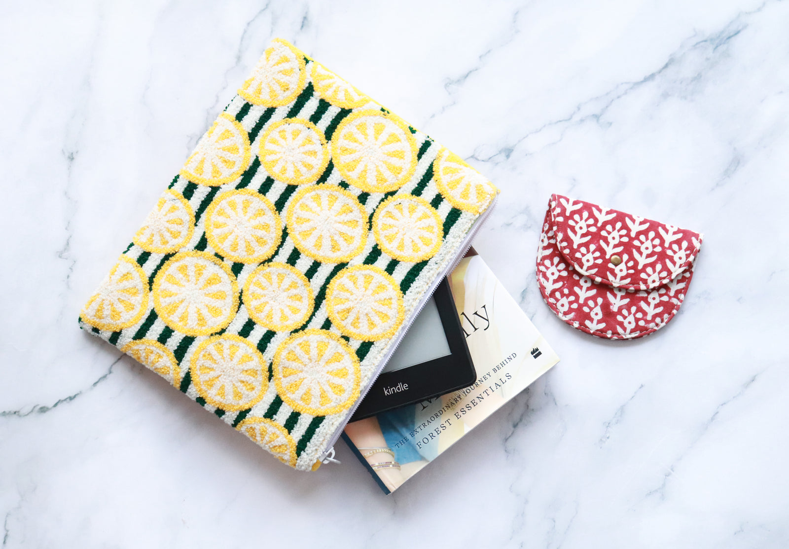 Embroidered Kindle sleeve - Tablet sleeve - Lemons and stripes - 8 inches - Laptop Sleeve by Kari by Kriti