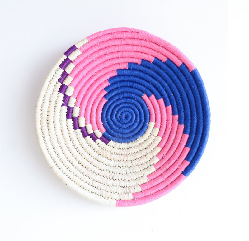 Sabai Grass wall baskets - Decorative wall plates - Wall basket for decor - Pink and Blue