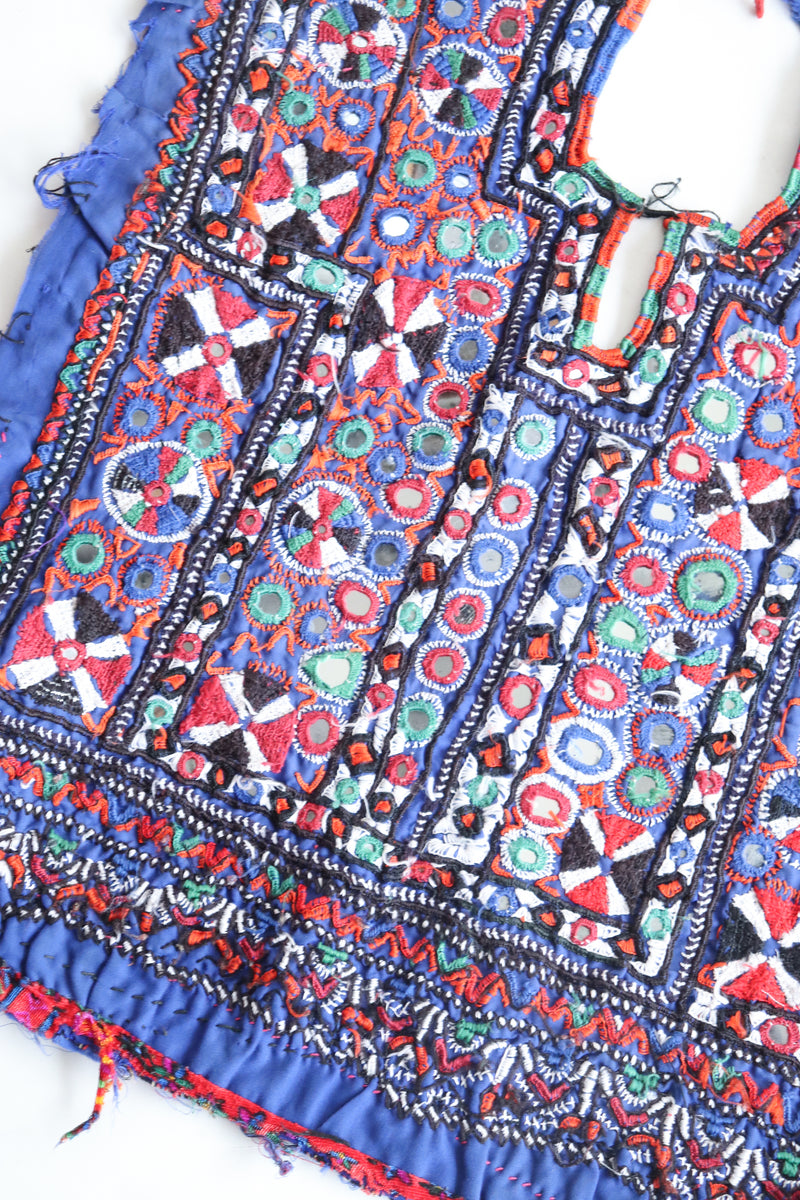 Vintage Jat Embroidery Yoke - Banjara embroidered patch - Wall hanging - Neel