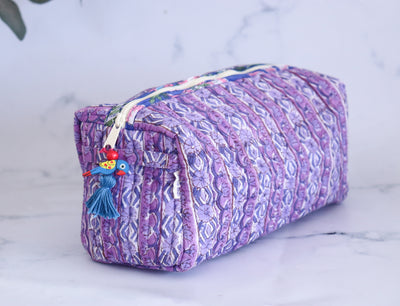 Medium Cosmetic bag - Travel Make up bag - Purple trellis