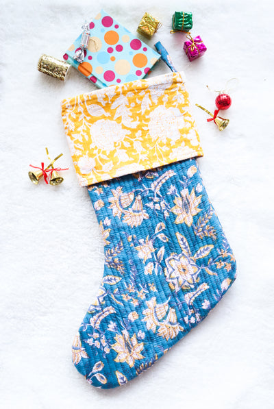 Block print Christmas stockings - Quilted Christmas Decoration - Mistletoe