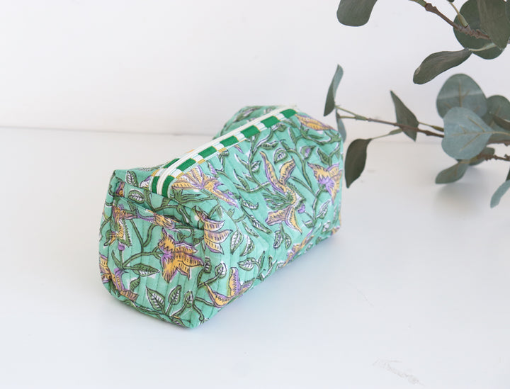 Medium Cosmetic bag - Travel Make up bag - Green Floral fields
