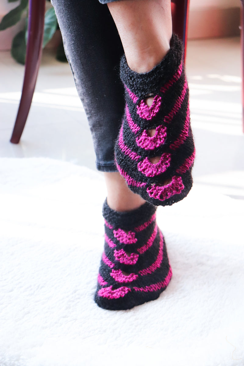 Woolen socks for winters - hand knitted wool socks - Black and pink - Small