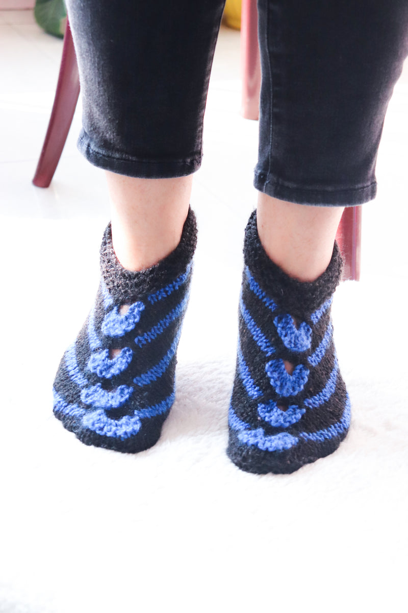 Woolen socks for winters - hand knitted wool socks - Black and blue