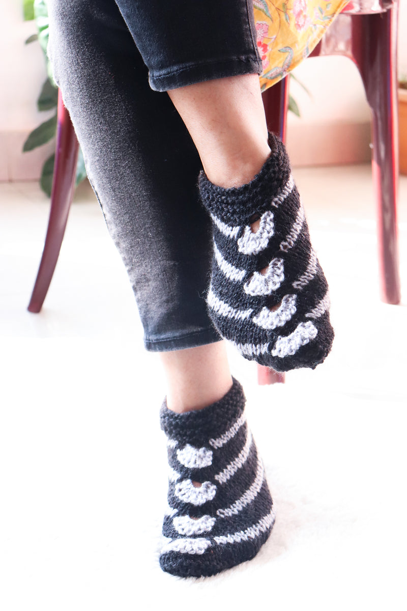 Woolen socks for winters - hand knitted wool socks - Black and grey