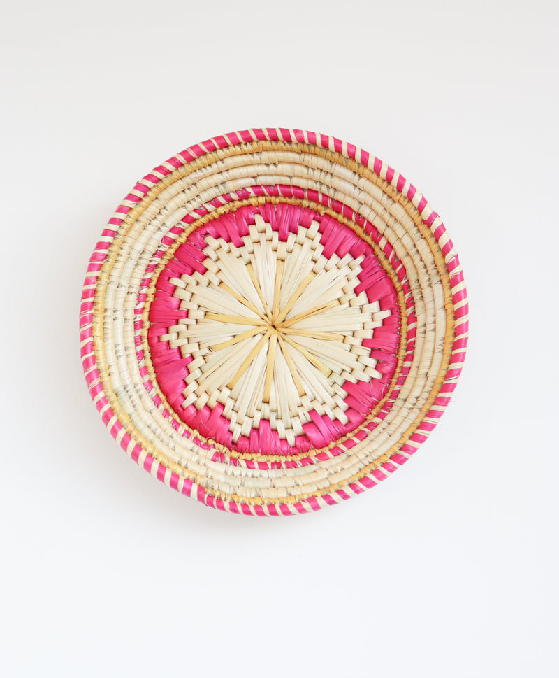 Decorative wall basket - Moonj grass basket - Wall basket for decor - Yellow and pink