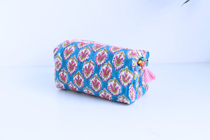 Medium Cosmetic bag - Travel Make up bag - Blue Ditsy