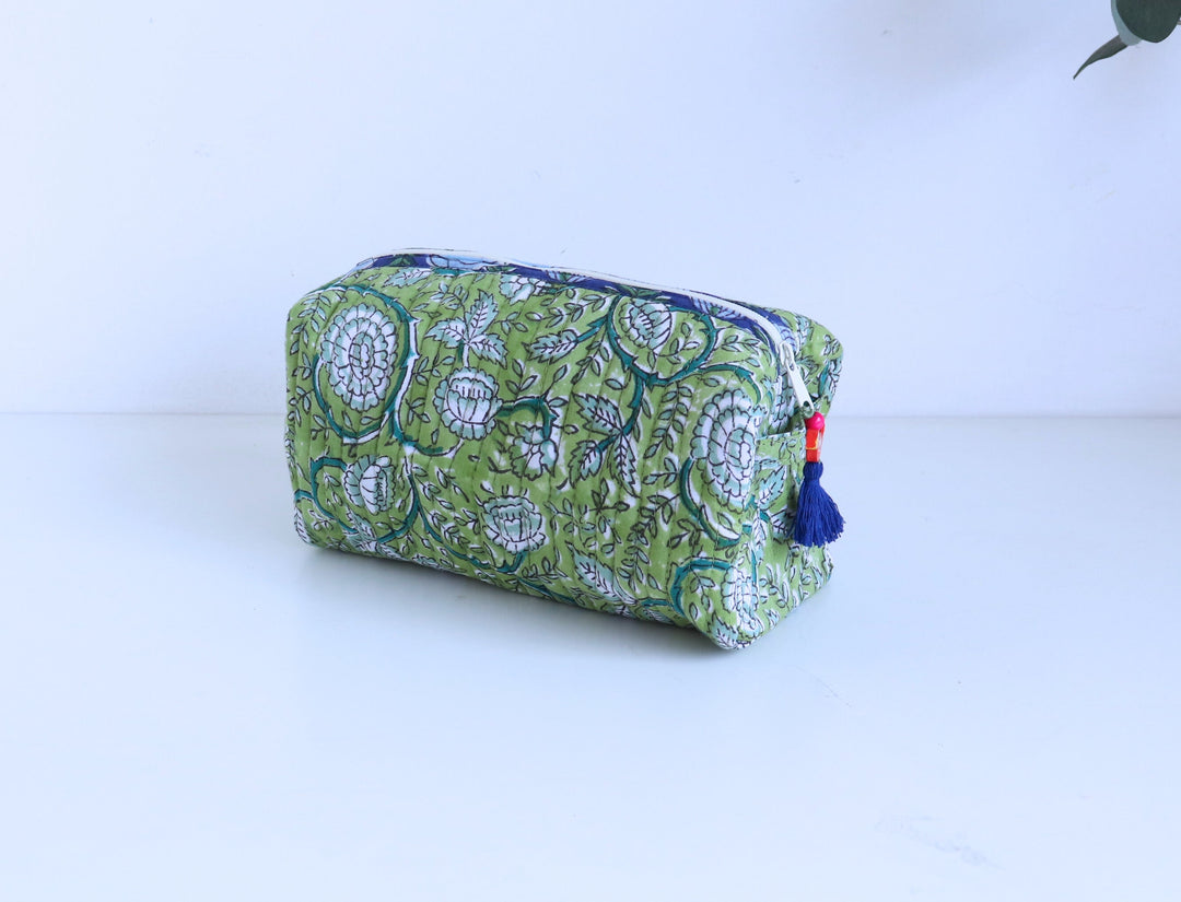 green floral medium pouch