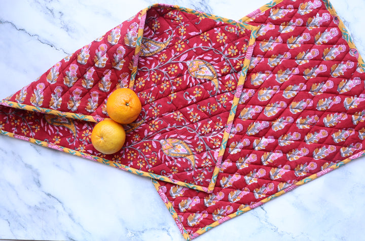 Set of 2 Block print Quilted placemats - Reversible Table mats - 13x19 inches - Red floral