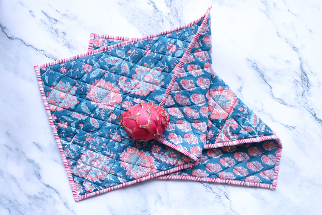 Set of 2 Block print Quilted placemats - Reversible Table mats - 13x19 inches - Teal