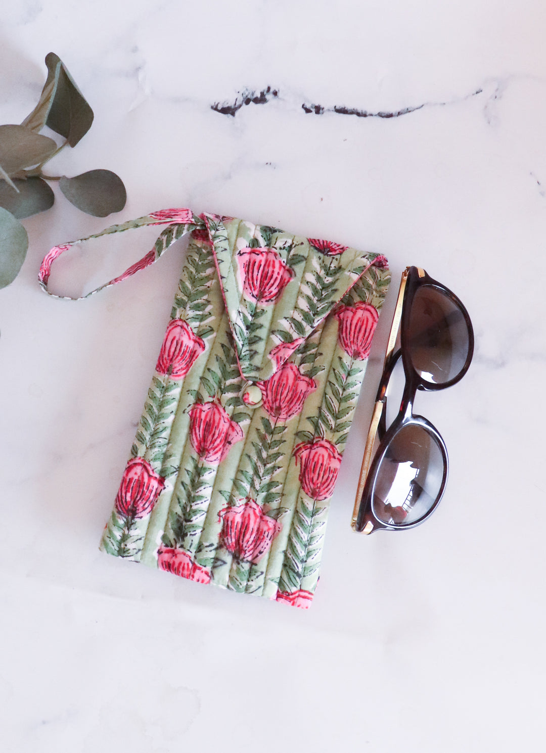 Quilted Sunglasses case - Spectacle cover - Light green