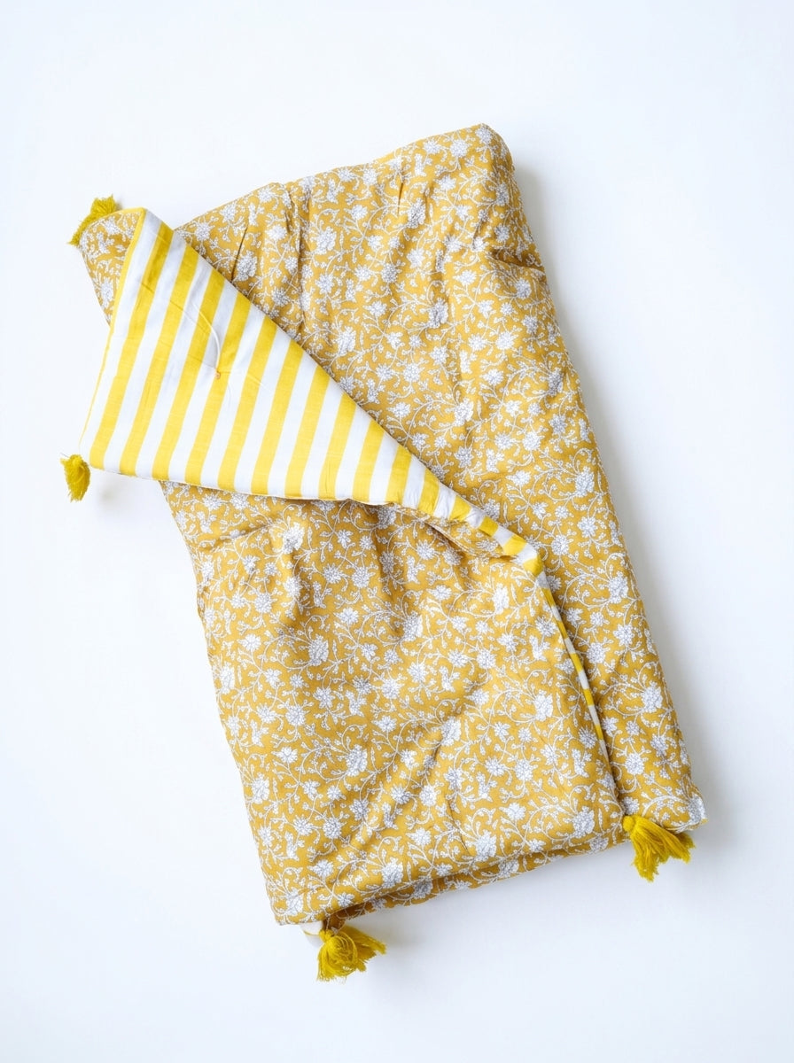 floor mattress yellow stripes 