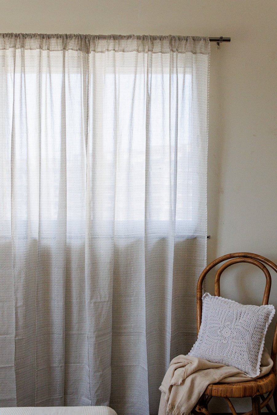 Grey chevron sheer curtain - Modern sheer curtains - Rod pocket - close up detail