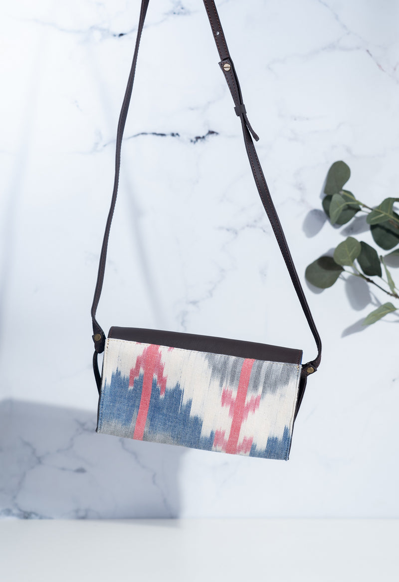 Structured sling bag - Shoulder bag for women - Vayu