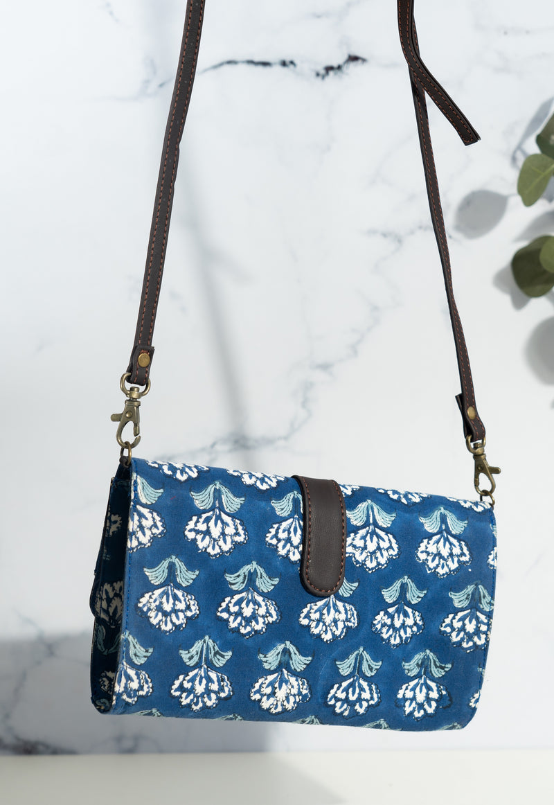 Clutch style Women&