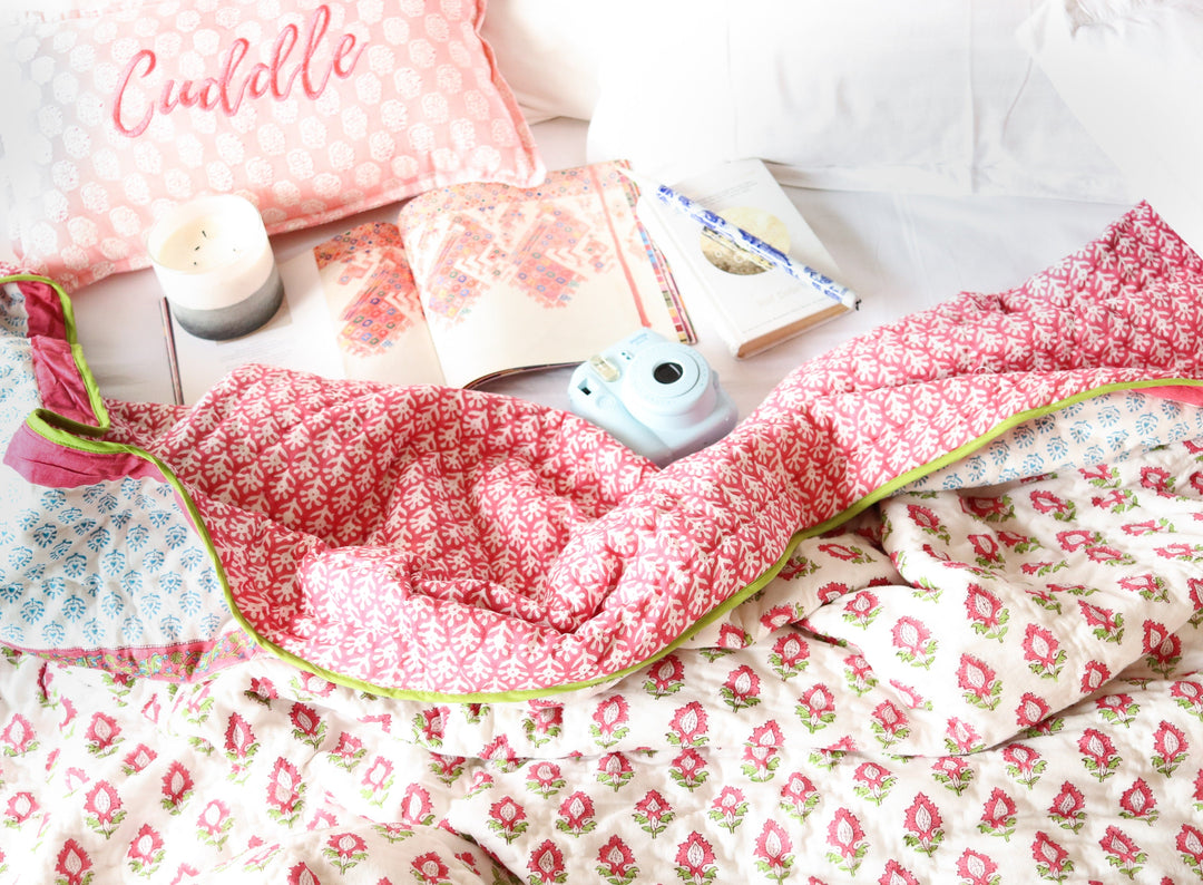 Pre - order - Heavy Razai - Boho Pink quilt - Pink and turquoise winter quilt - Queen &amp; King size - back view