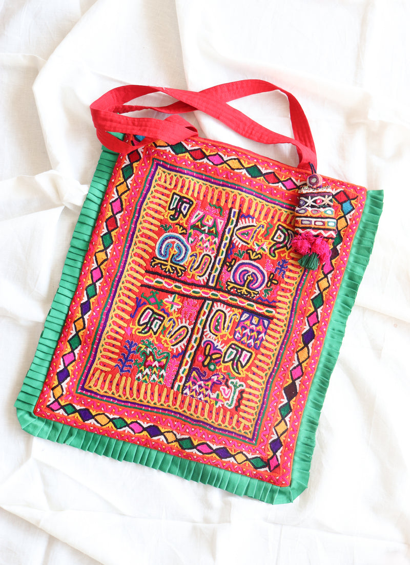 Kutch embroider bag - 2656 × 3653px