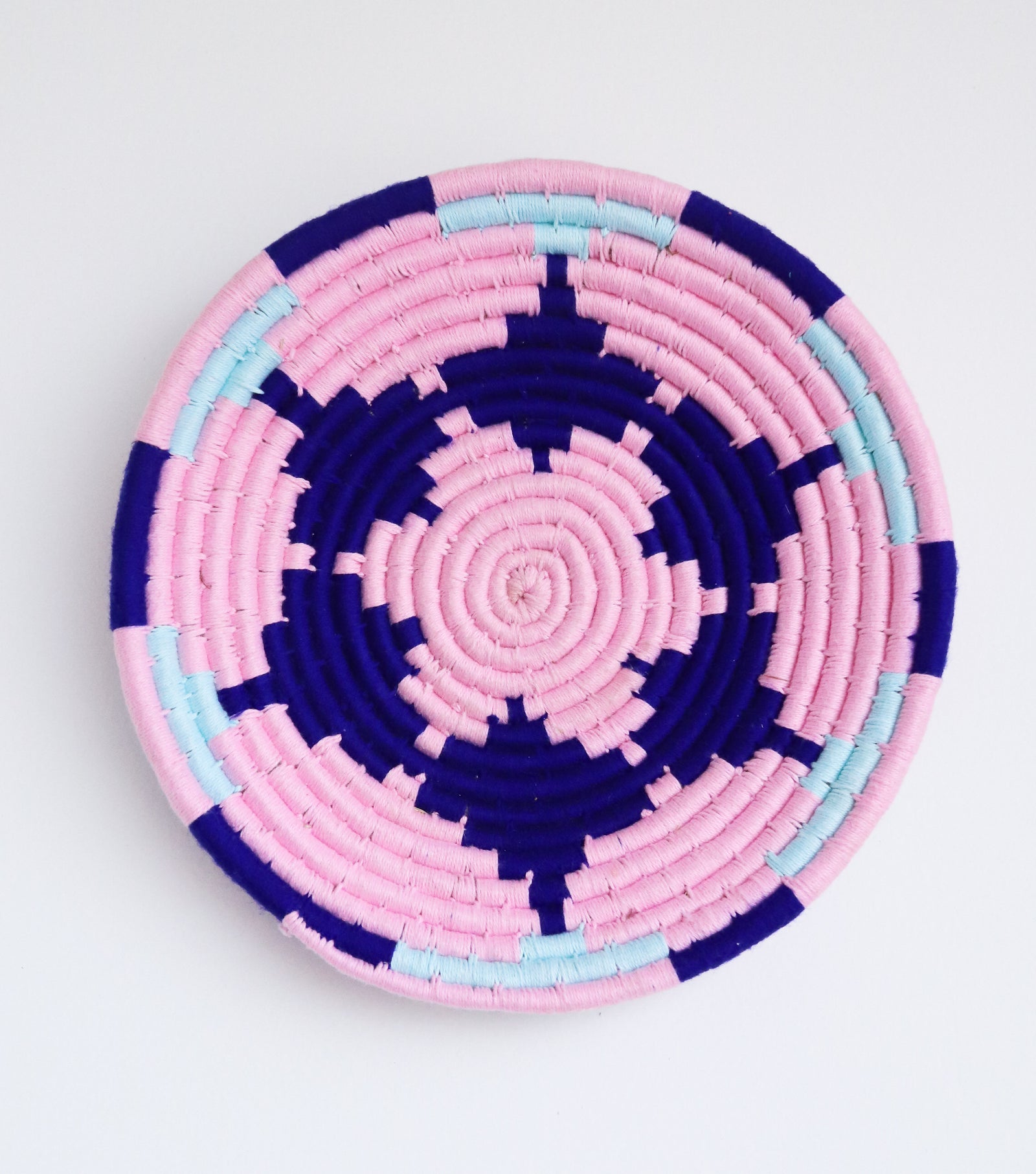 Light pink sabai grass decorative wall basket 10 inch, handcrafted wall plate by Kari by Kriti
